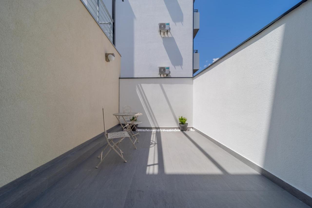 Rei House Apartmani Белград Екстериор снимка